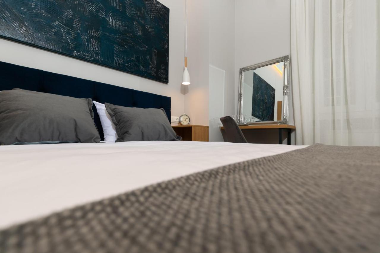 Harbour Residence Rooms Rijeka Bagian luar foto