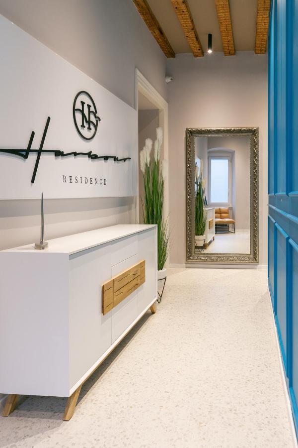 Harbour Residence Rooms Rijeka Bagian luar foto
